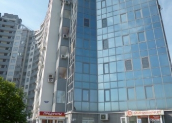 сдам в аренду офисное помещение 82 кв.м