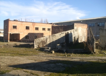 Продам производственную базу со складами