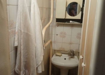 3-к квартира, 49 м2, 2/5 эт.