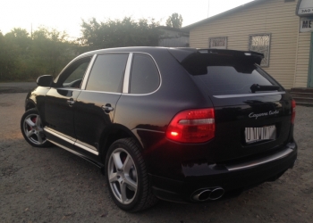 Porsche Cayenne Turbo, 2004