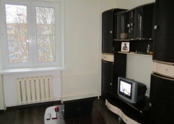 1-к квартира, 32 м2, 4/5 эт., балкон и окна ПВХ, трубы новые, санузел раздельный