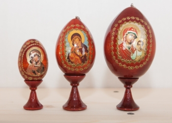 Деревянные яйца с образами