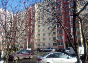2-к квартира, на Днепровском, 60 м2, 2/10 эт.