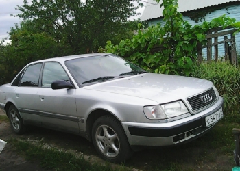 продаю ауди 100