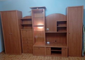 Стенка за 3000 срочно