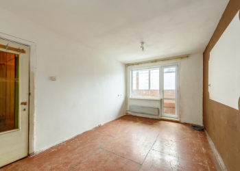 2-к квартира, 42 м2, 2/9 эт.
