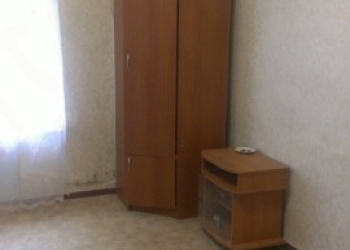 Комната в 3-к 20 м2, 2/4 эт.