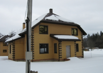 Продам дом+гостевой дом+23 сотки в районе оздоровительного комплекса"Литвинво"