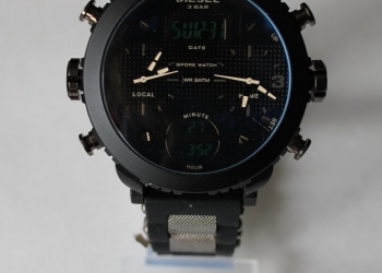 Часы Diesel 3 bar .