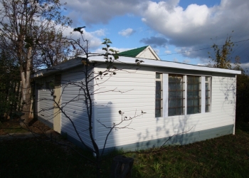 Срочная продажа дачи с домом 45 кв.м. в городе. Свет, вода, охрана, прописка
