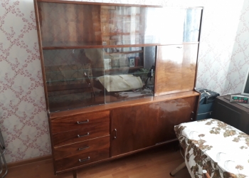 Красивый сервант