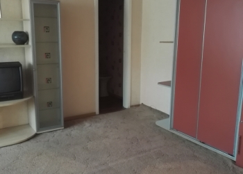 Продам 2-к квартира, 45 м2, 4/4 эт.