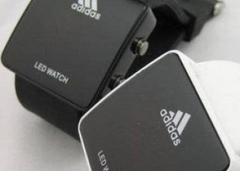 Спортивные часы Adidas