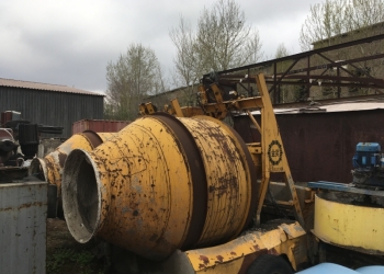 Бетоносмесители 2шт. 1м.куб