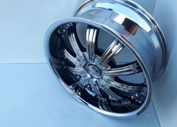 Диски литые Zoom Wheel ZW112 20*8,5J/6-139,7/106,1/+20 блэк хром