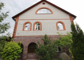 Коттедж 306 м2
