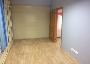 Собственник сдаст офис в самом центре Красноярска, ул. Обороны 3в, 94м2 ц65400