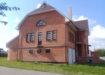 Коттедж 517 м2, на участке 25 сот.