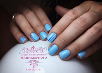 Маникюр и педикюр одновременно "в четыре руки"