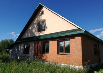 Продам двухэтажный дом площадью 150 кв.м. (земельный участок площадью 1100 кв.м)
