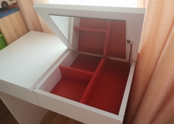 IKEA новый туалетный столик
