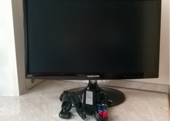 монитор Samsung SyncMaster S22B350T (черный)