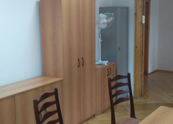 Сдается в аренду офисные помещение, от 15кв. м. Предоставлю юридический адрес.