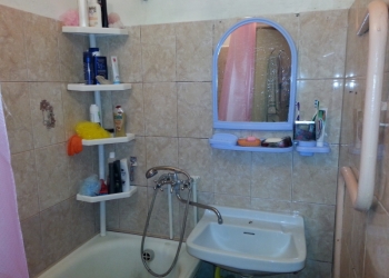 Комната в 3-к 22 м2, 1/4 эт.
