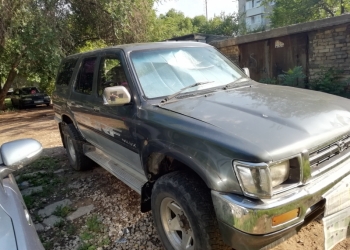 Toyota Hilux, 1990