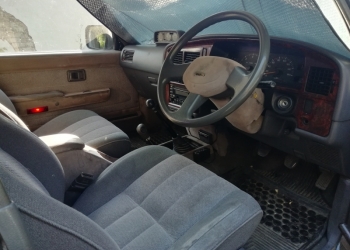 Toyota Hilux, 1990