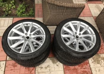 Pirelli с Jaguar XJ разноширокие