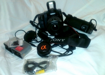 Цифровая зеркальная камера Sony dslr-A100