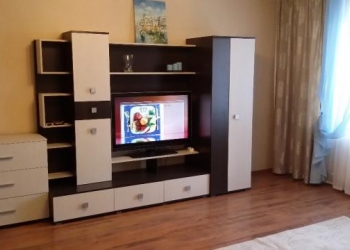 1-к квартира, 42 м2, 3/5 эт.