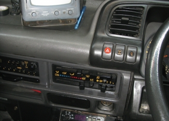 Isuzu Elf 2000 Long