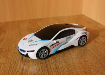 Машинка робот-трансформер BMW i8.