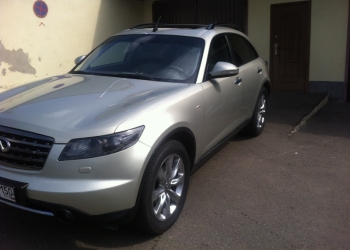 Infiniti FX35, 2008