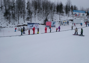 Инструктор по горным лыжам