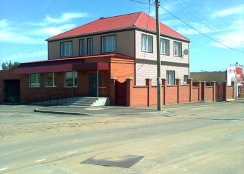Продам коттедж и два магазина