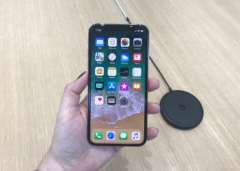 Продаю iPhone X 256 gb \ Silver \ Новый\