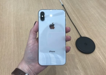 Продаю iPhone X 256 gb \ Silver \ Новый\