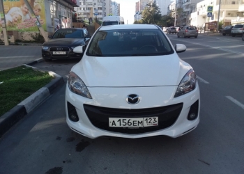 Mazda 3, 2012