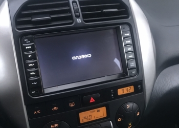 Toyota RAV4, 2005