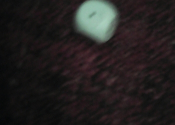 Кубик для игры с фигурками на поле