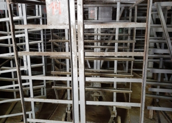 Тележки для хлебных кассет б/у