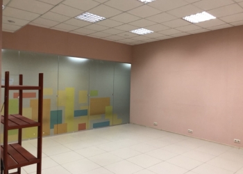 Продам помещение в Торговом Центре
