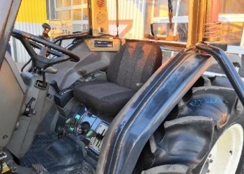 Японский Минитрактор Yanmar AF 330 с Фронтальным погрузчиком.