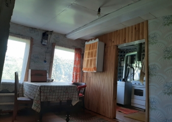 Дом 35 м на участке 20 сот.