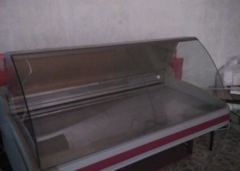 Витрина холодильник