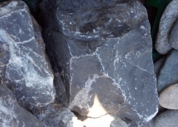 Мрамор белый чёрный любые размеры