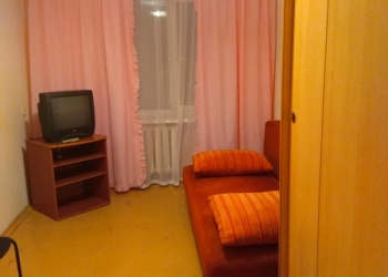 Продам комнату в семейном общежитии 12 м2, 6/10 эт.